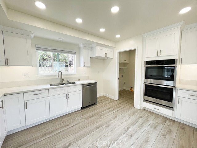 Building Photo - 9192 Christine Dr