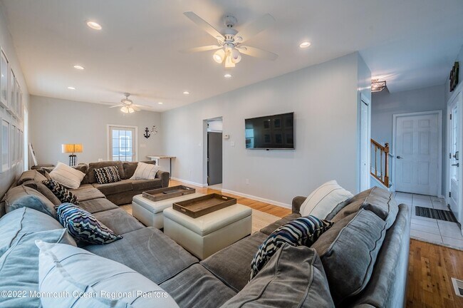 Building Photo - 393 E Virginia Ave