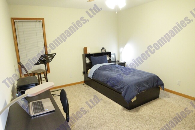 Building Photo - Now leasing for August!