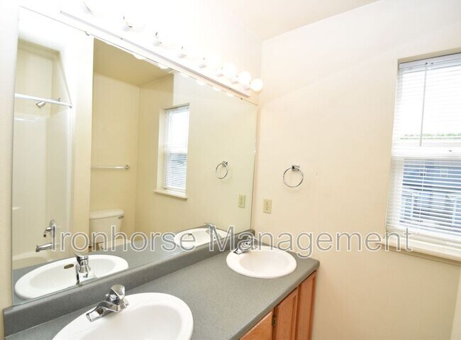 Building Photo - 2460 Wheeler Dr
