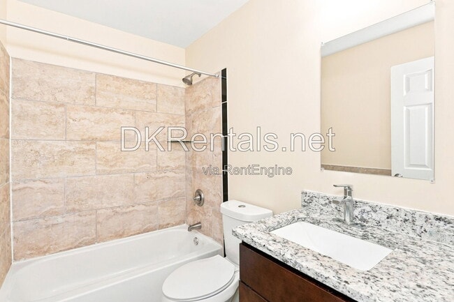 Building Photo - 2494 Glenrock Dr