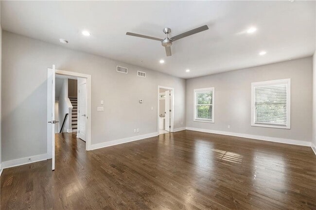 Building Photo - 1819 Huntington Hills Ln NW