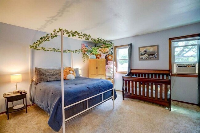 Building Photo - McFarland Duplex