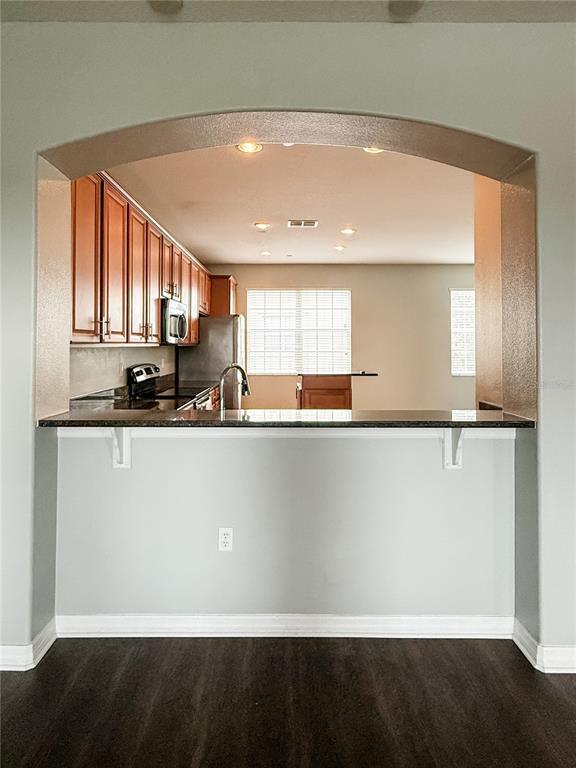 Building Photo - 10144 Arbor Run Dr