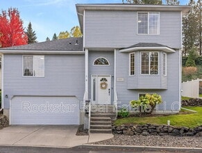 Building Photo - 607 W Persimmon Ln