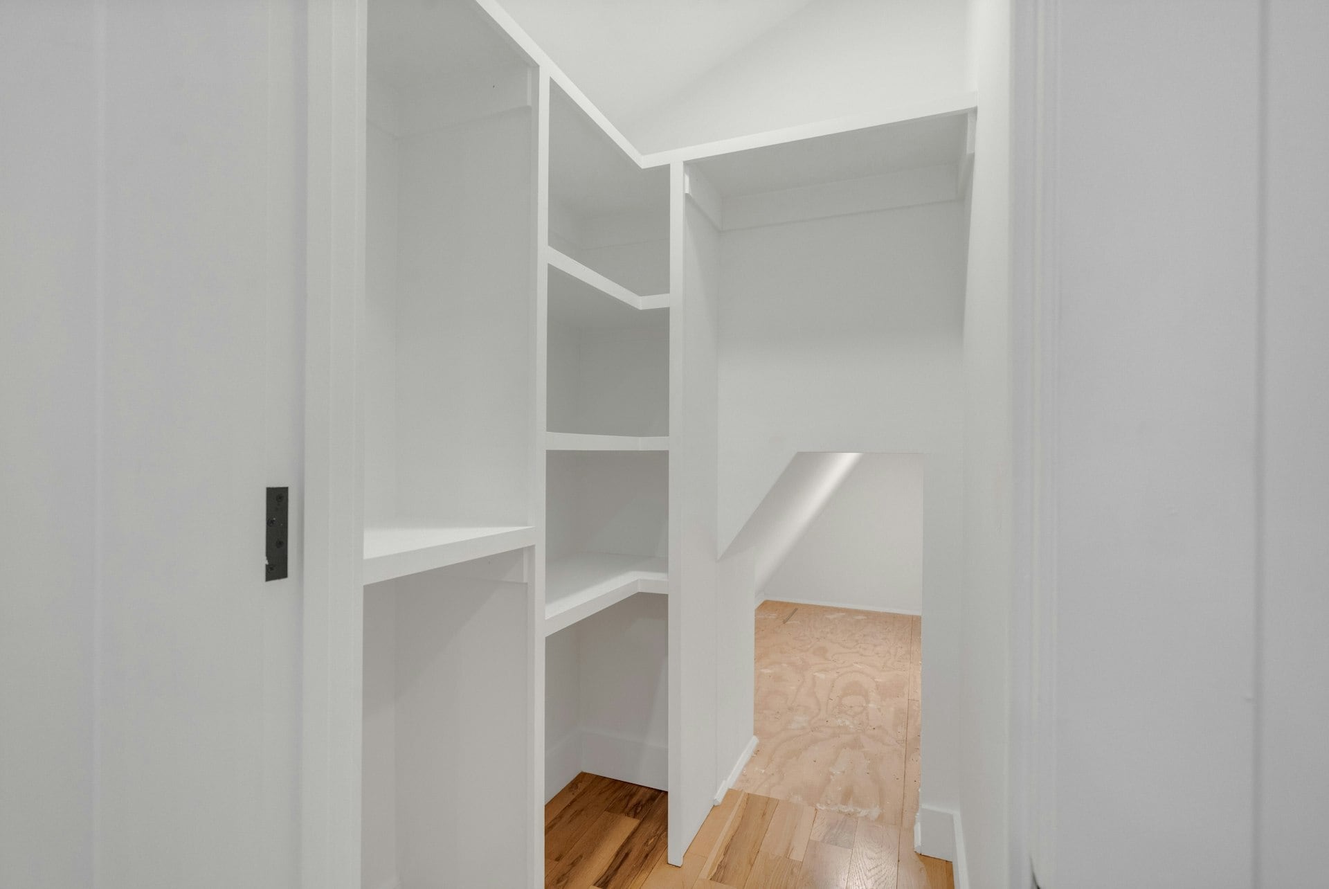 Building Photo - 71 Mission St