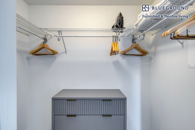 Building Photo - 86 SW 8th St