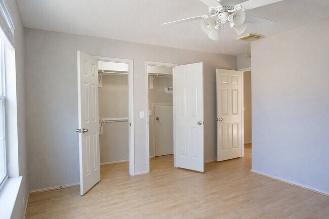 Building Photo - 10307 Sugarbridge Trail