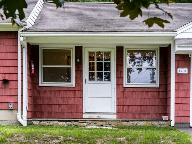 Building Photo - 52B Fuller Mountain Rd