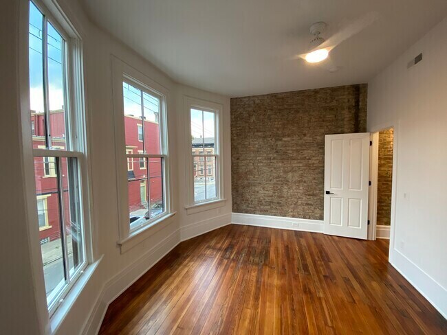Main Bedroom - 1928 Colerain Ave