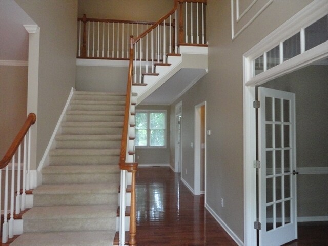 Building Photo - 2300 Barton Oaks Drive