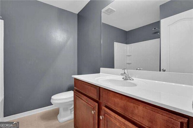Building Photo - 2145 Waterford Park Dr