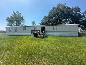 Building Photo - 3 Bed 2 Bath MH For Rent Reidsville - Under Renovations