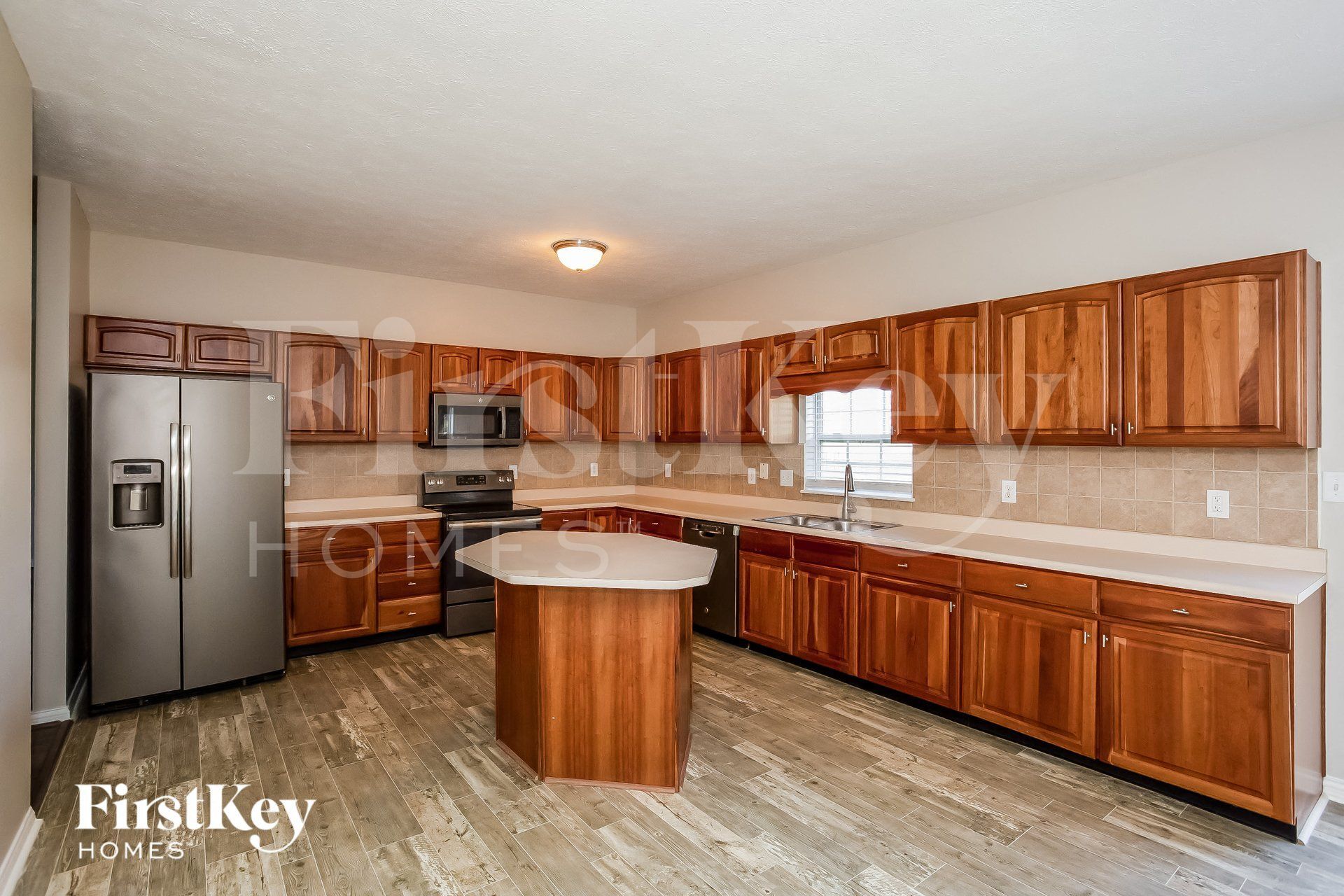 Building Photo - 12344 Guy Way