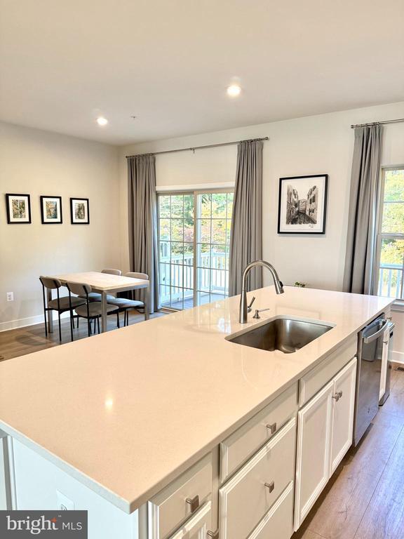 Building Photo - 8810 Sybil Ln