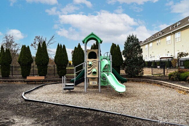 Building Photo - 541 E Celebration Way