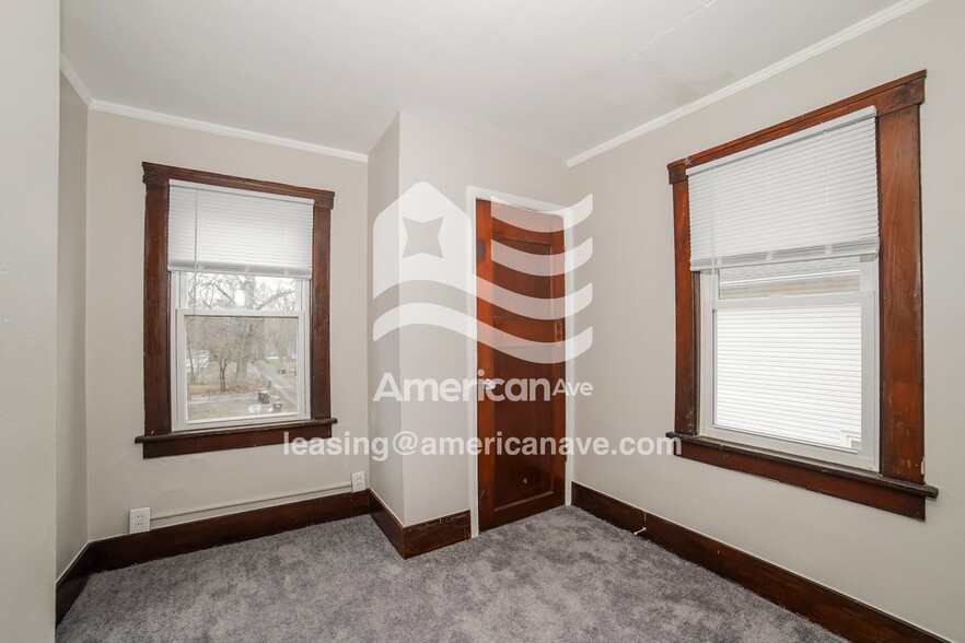 Building Photo - 211 W Richmond Ave