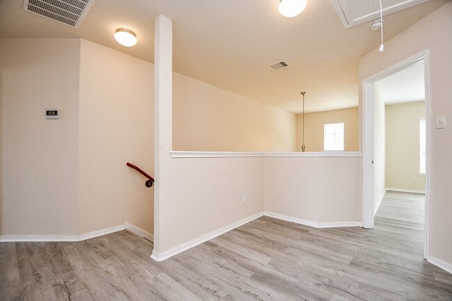Building Photo - 10439 Lauren Creek Dr