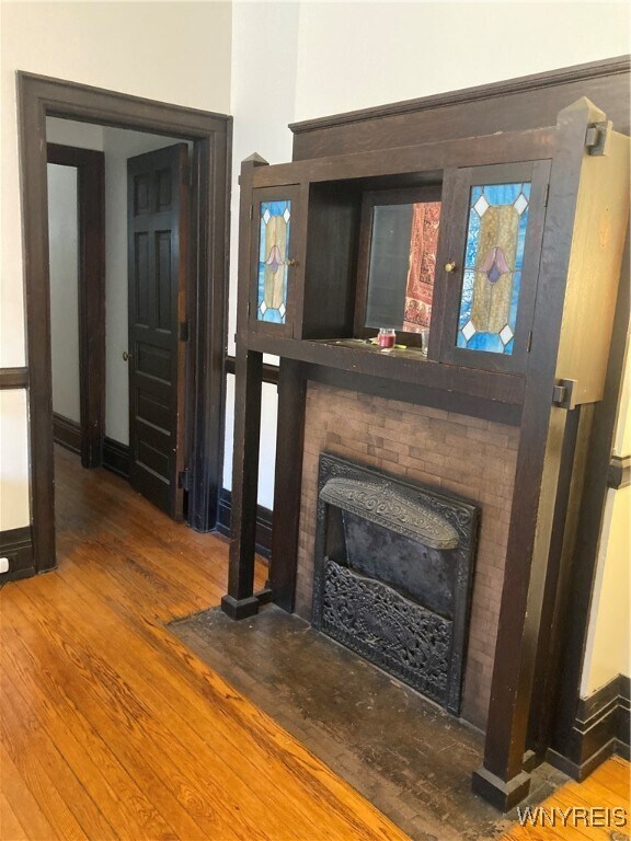 Primary Photo - 44 N Pearl St