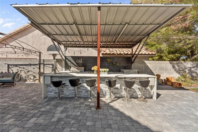 Building Photo - 2932 Whalers Cove Cir