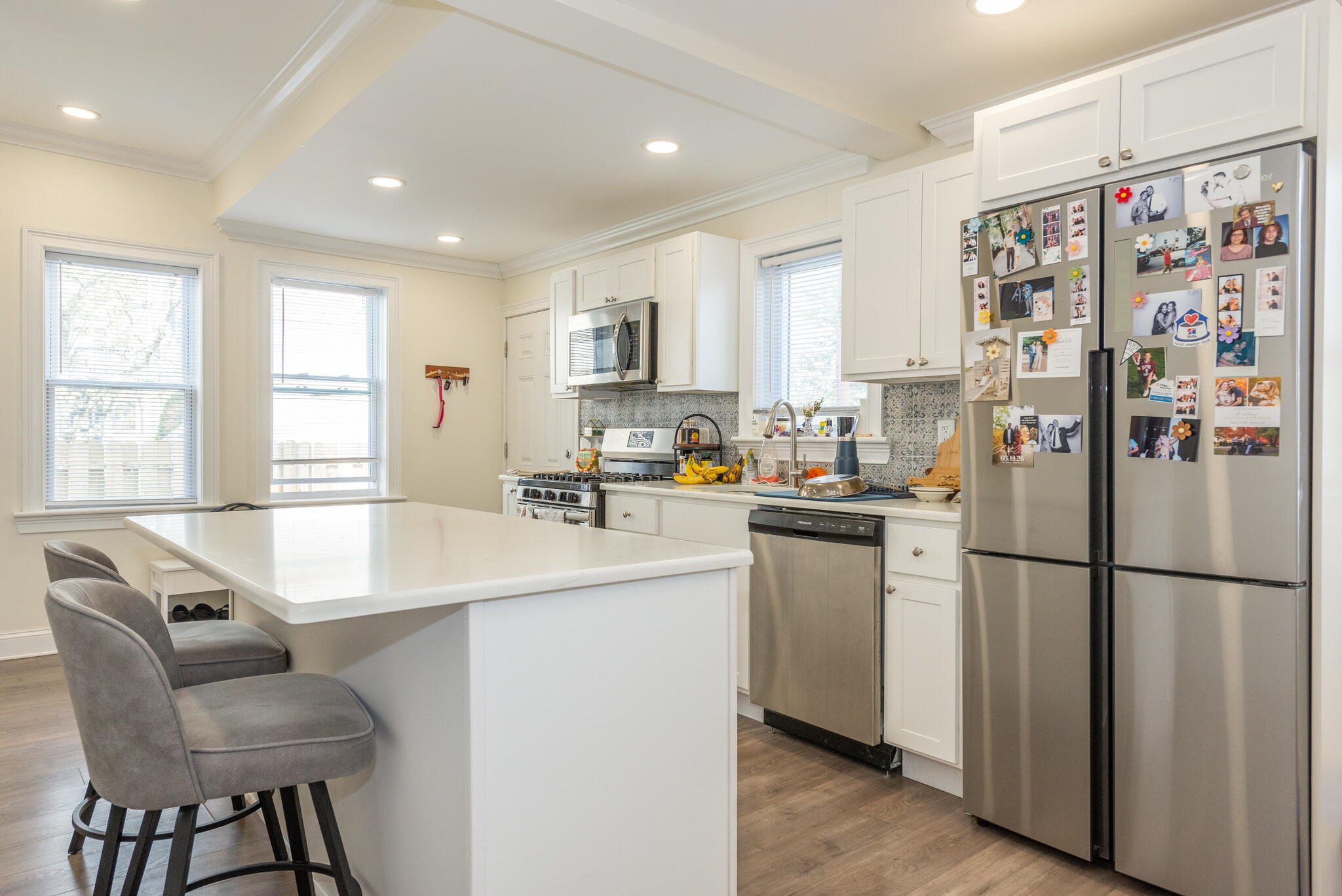 Breakfast Bar - 49 Greenwood Ave