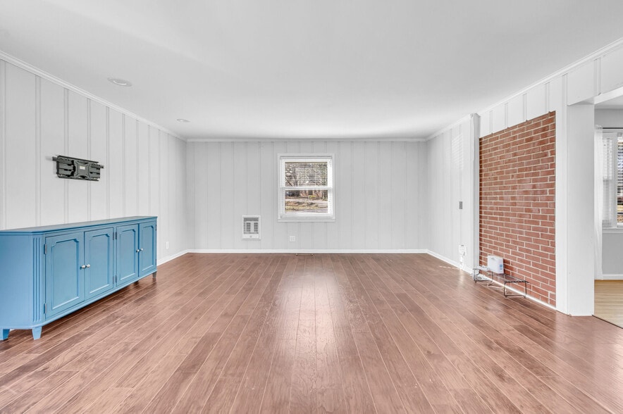 Building Photo - 162 Elkmont Dr