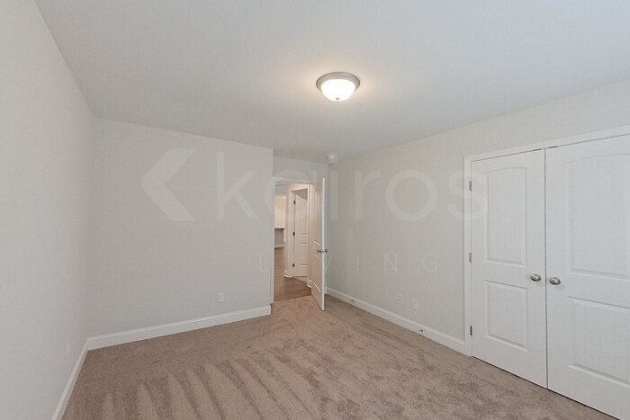 Building Photo - 106 Western Red Cedar Dr