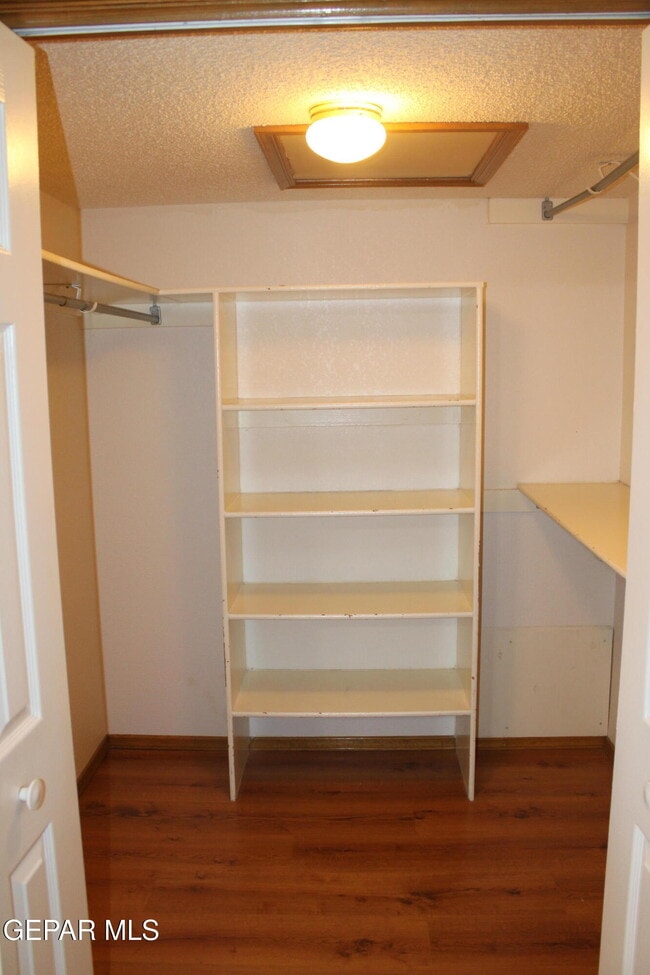 Building Photo - 4113 Loma Rosada Dr