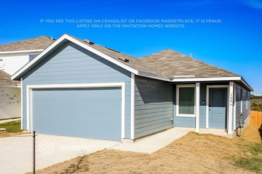 Building Photo - 3206 Roslyn Grist