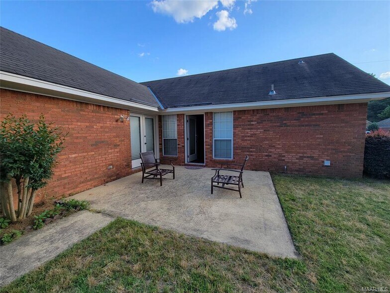 Building Photo - 6501 Juniper Tree Ln