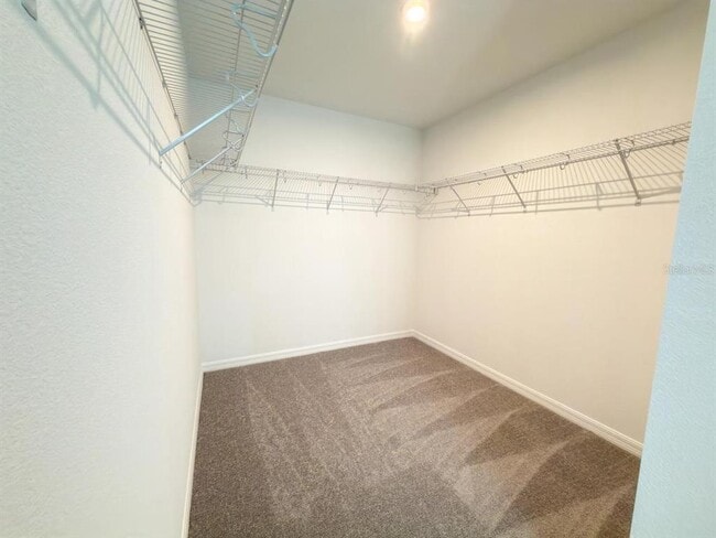 Building Photo - 1327 Normandy Dr