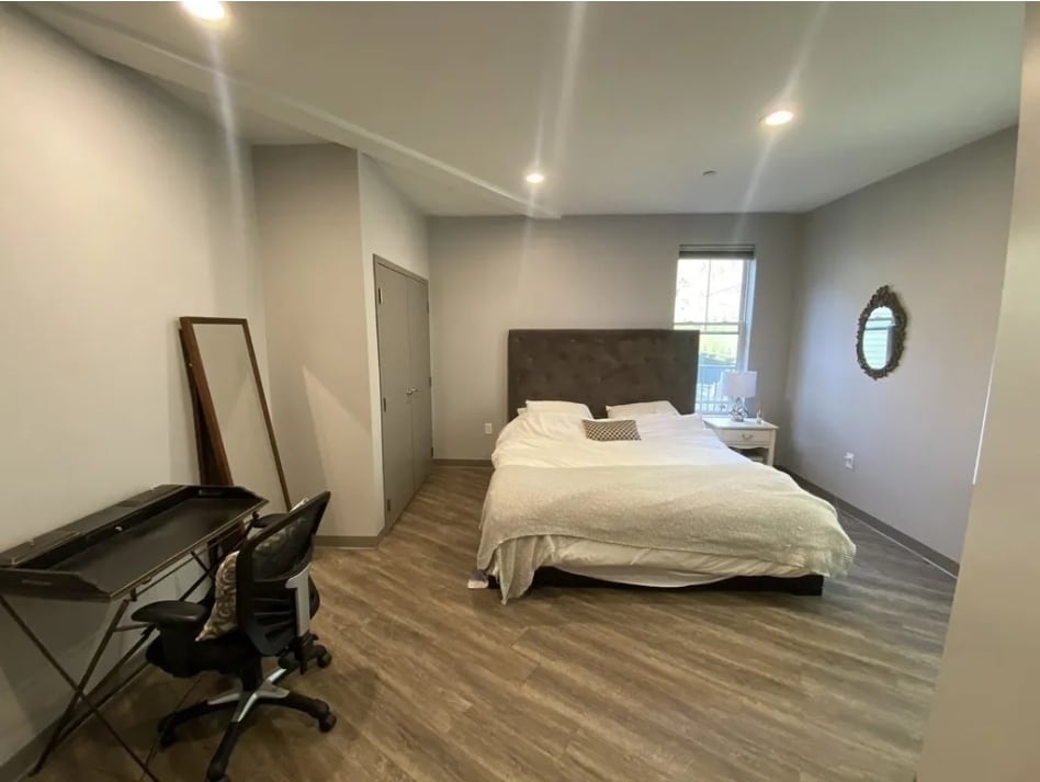 Building Photo - 18 Preble St