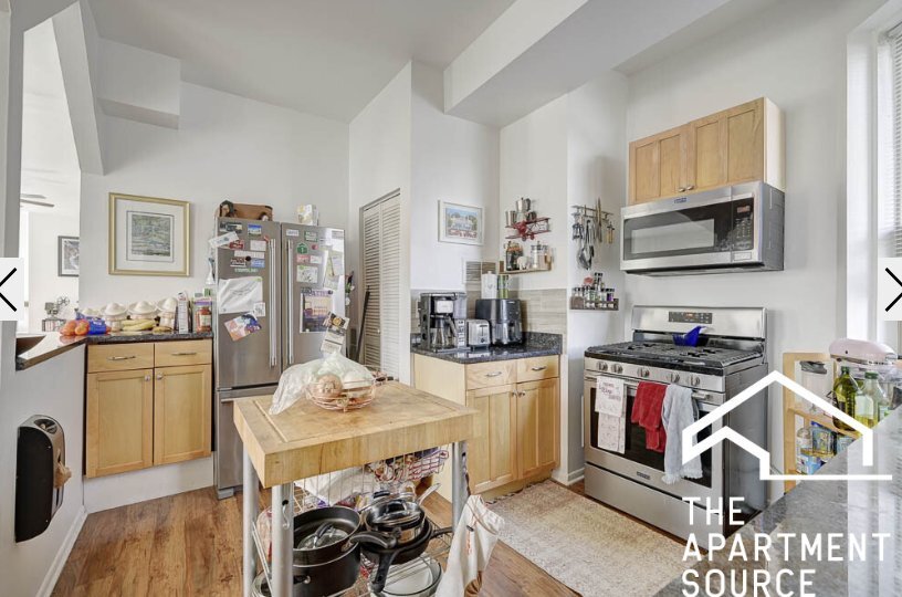 Building Photo - 2732 W Chicago Ave