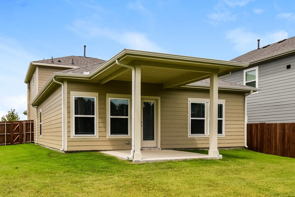 Building Photo - 320 Sun Harvest Dr