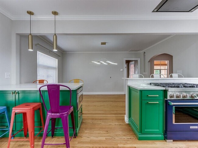 Building Photo - 2933 Cummings Dr