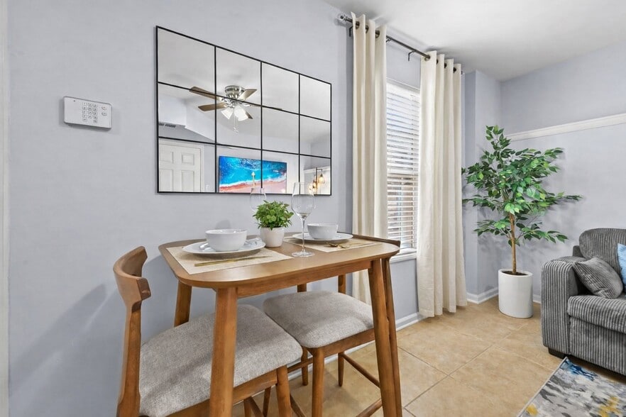 Building Photo - 226 Ashland Creek Ct