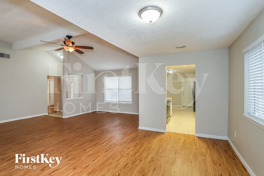 Building Photo - 2334 Webster Ranch Rd