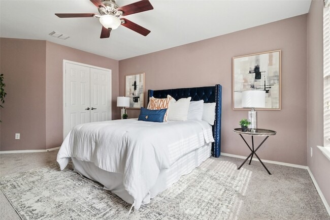 Building Photo - 8601 Forest Highlands Dr