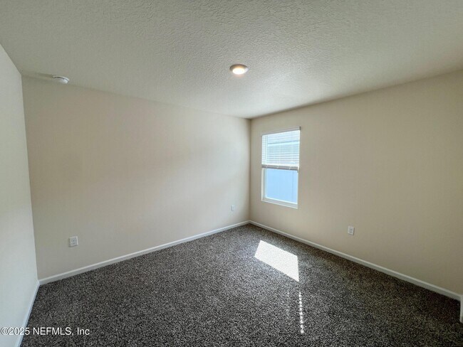 Building Photo - 2424 Falling Star Ln