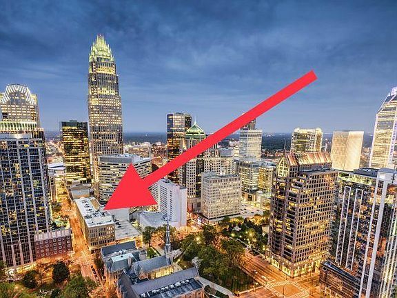 Building Photo - 127 N Tryon St