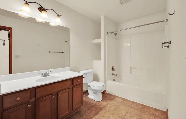 full bath - 407 Century Oak Dr