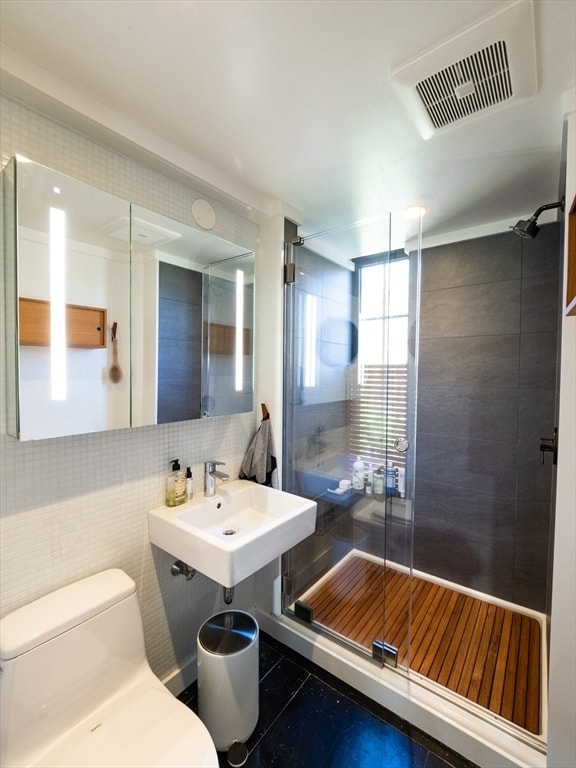 Building Photo - 214 Third St