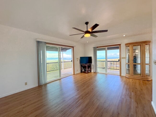 Building Photo - 195 Inia Pl