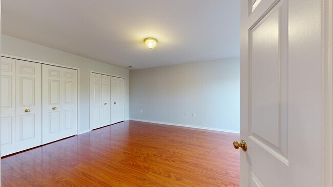 Building Photo - 2771 S Knightsbridge Cir