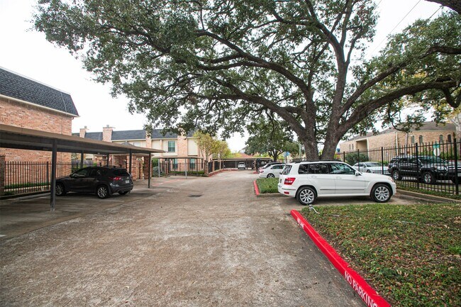 Building Photo - 1601 S Shepherd Dr