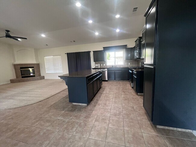 Building Photo - 2044 Stagecoach Pl