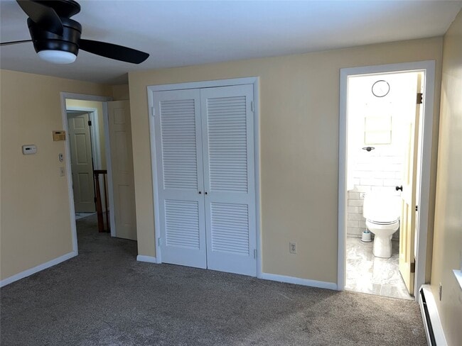 Building Photo - 2444 Rhonda Dr