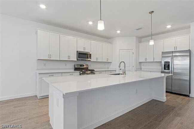 Building Photo - 20945 Napa Lp