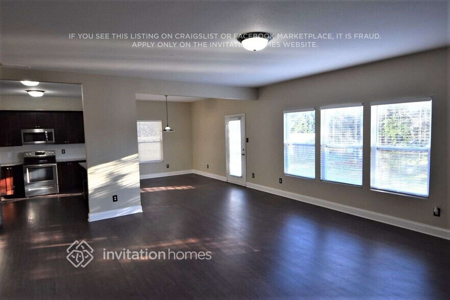 Building Photo - 1040 Sapphire Dr