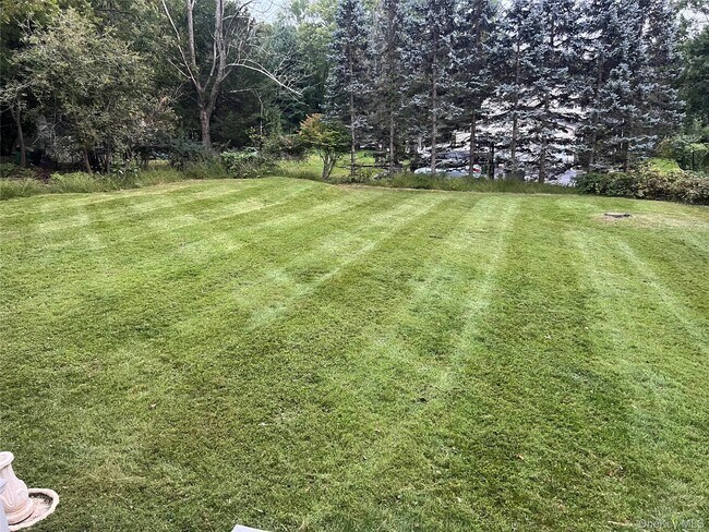 Building Photo - 4 Margaret Ln